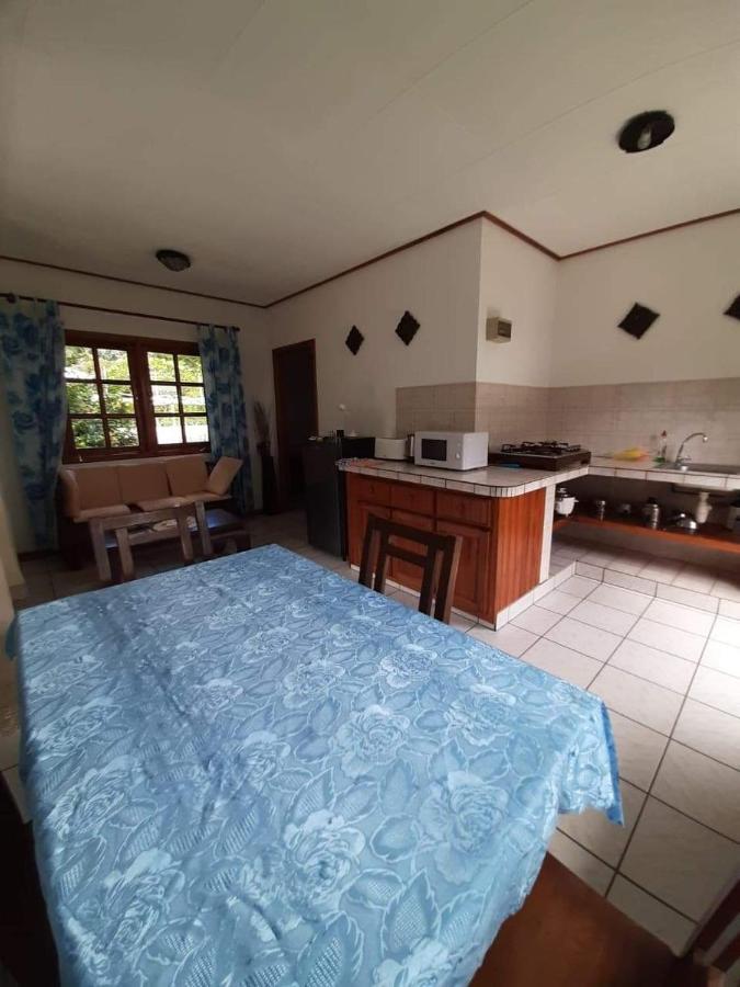 La Digue Ylang Ylang Villa Kültér fotó